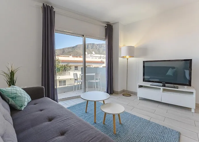 Apartman 303. Modern, Sunny Ifonche With Wifi